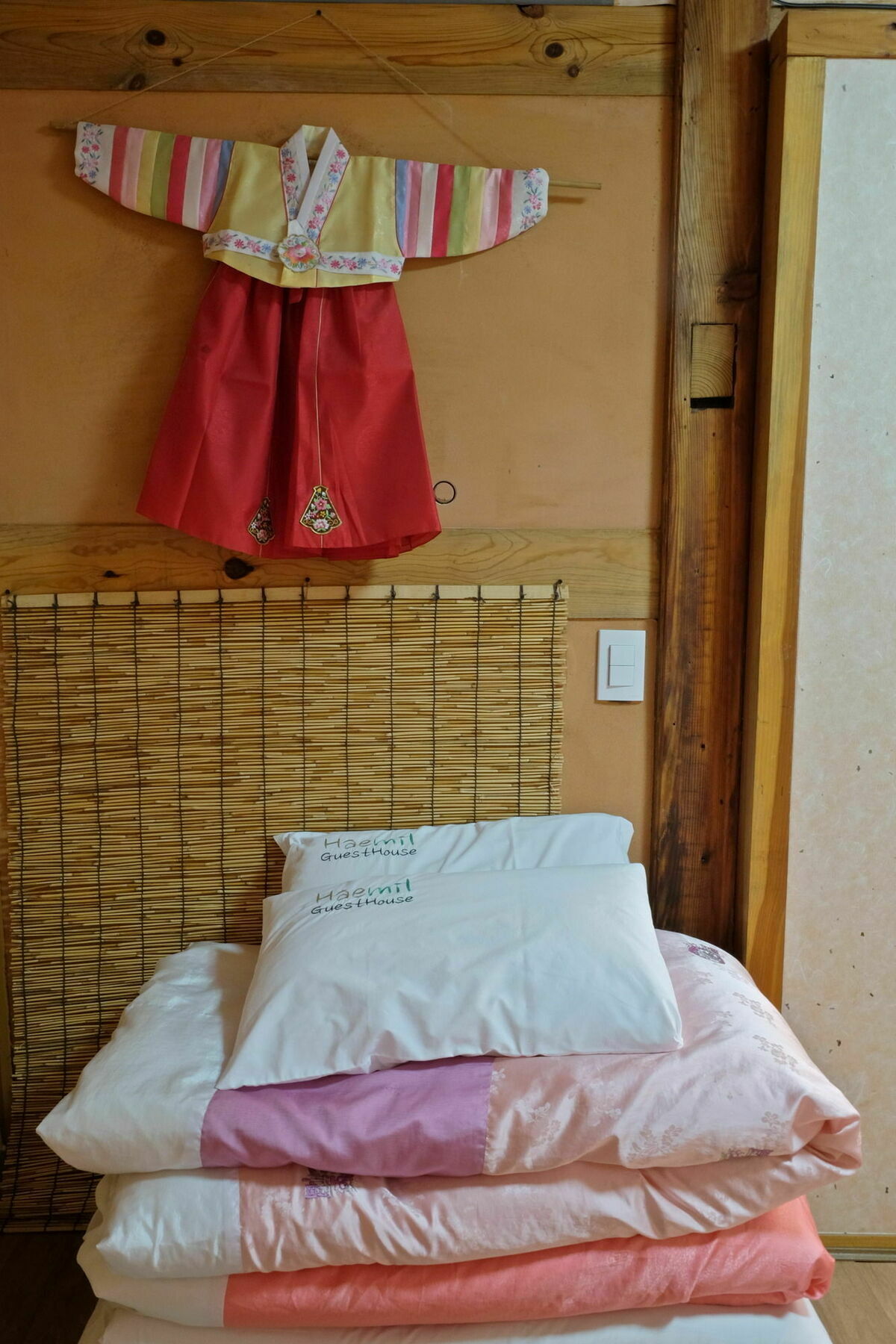 Haemil Hanok Guesthouse Seoul Exteriör bild