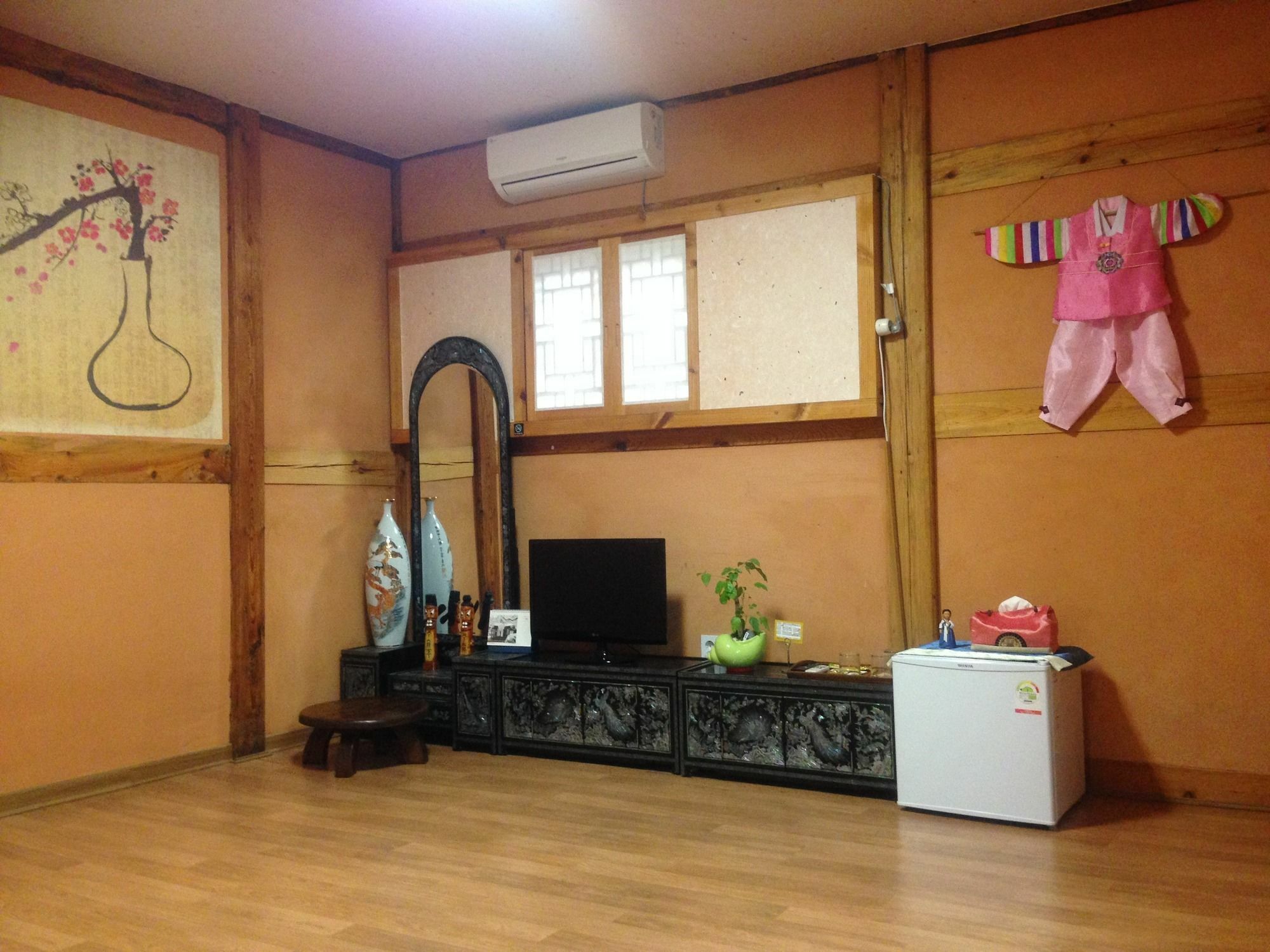 Haemil Hanok Guesthouse Seoul Exteriör bild